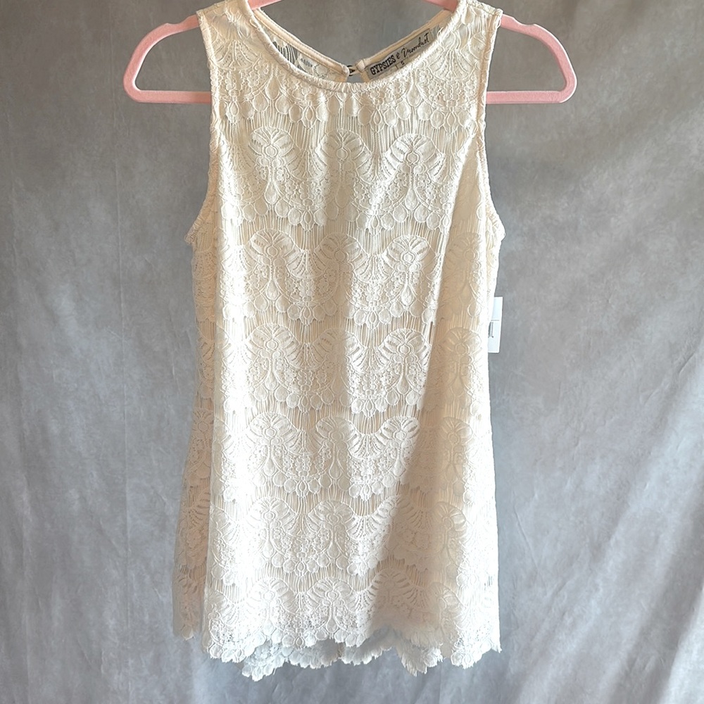 💕GYPSIES & MOONDUST cream lace overlay dress SM